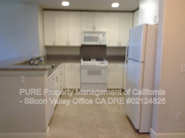 Foto del edificio - 20488 Stevens Creek Blvd