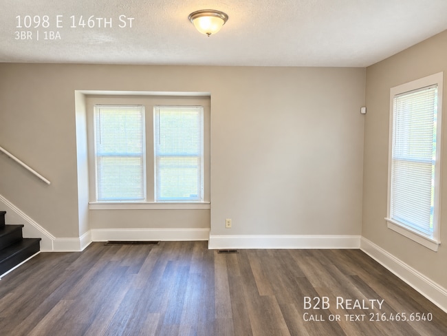 Building Photo - 1098 E 146th St