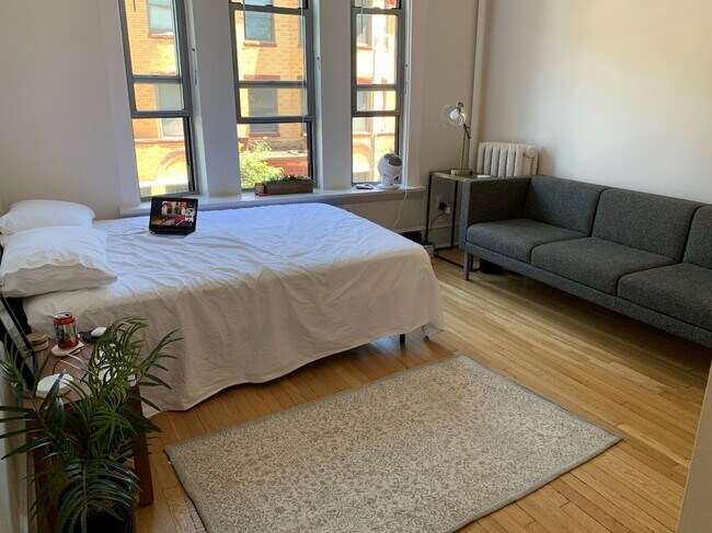 Foto del edificio - 15 Edgerly Rd