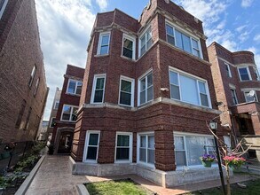 Building Photo - 7304 S Emerald Ave