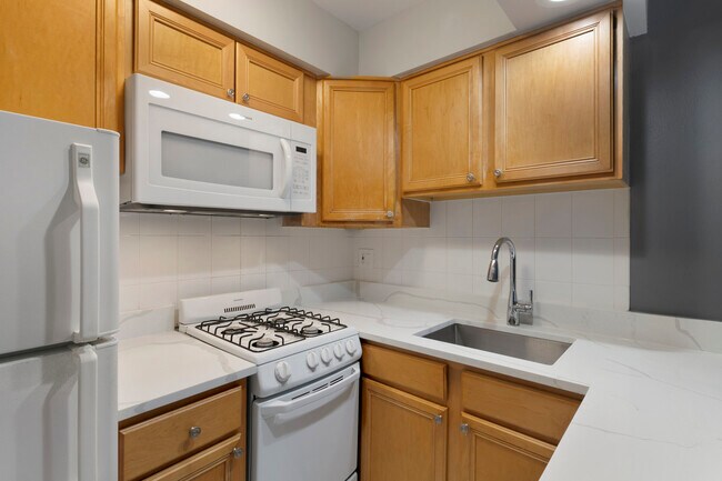 Foto del edificio - 6758 N Sheridan Rd