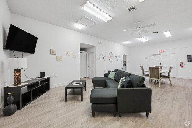 Clubhouse Lounge - Haven on Canal Apartments