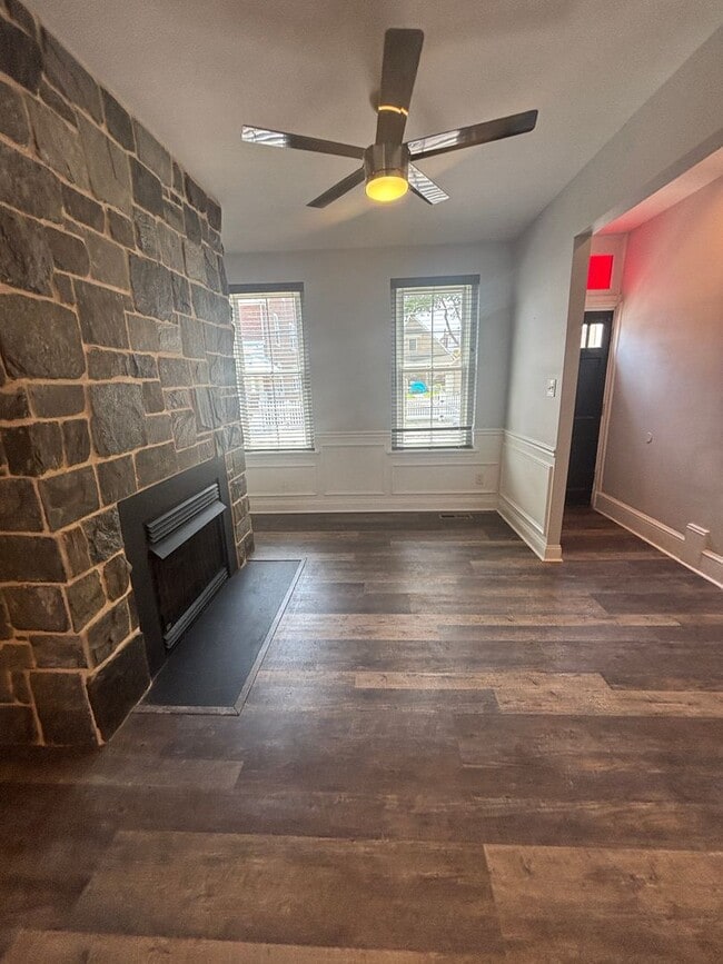 Building Photo - Charming 3-Bedroom Home in Desirable Bridg...
