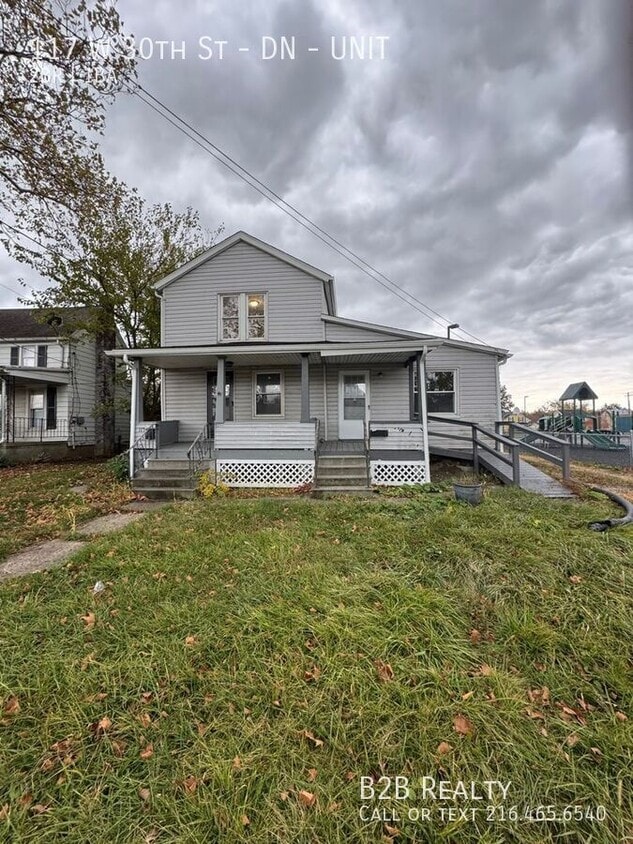 Primary Photo - 117 W 30th St