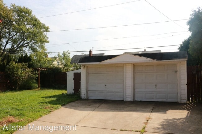 Building Photo - 3 br, 1.5 bath House - 8109 Pelham Dr