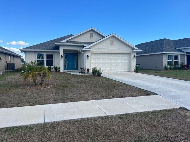 Building Photo - 2567 Averland Lp