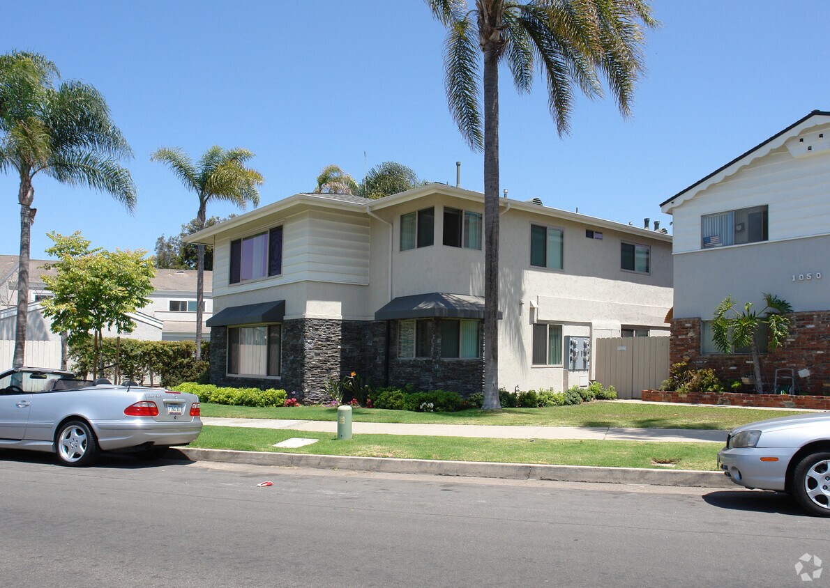 Foto del edificio - 1052-1058 Isabella Ave