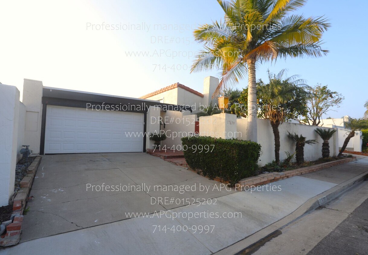 Photo - 17679 San Vicente St-