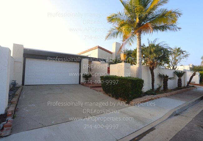 Photo - 17679 San Vicente St House
