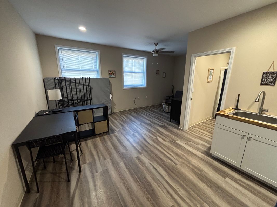 Foto principal - 643 Washington St