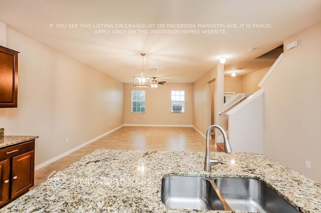 Building Photo - 6307 Shore Vista Pl