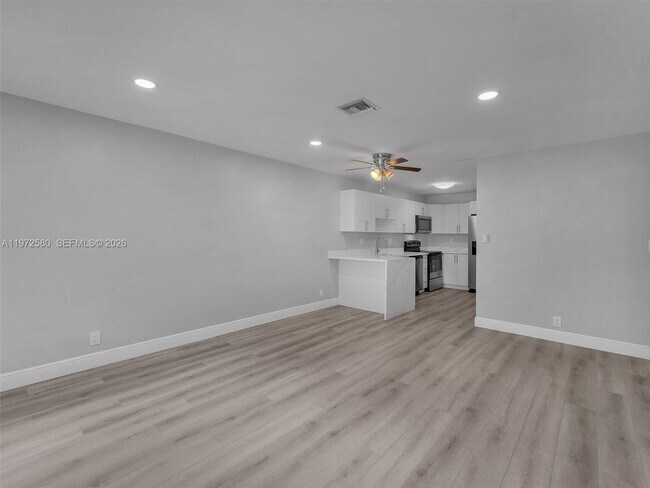 Foto del edificio - 10379 NW 35th St