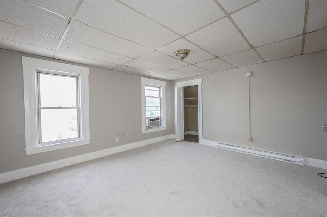 Foto principal - 201 Auburn St