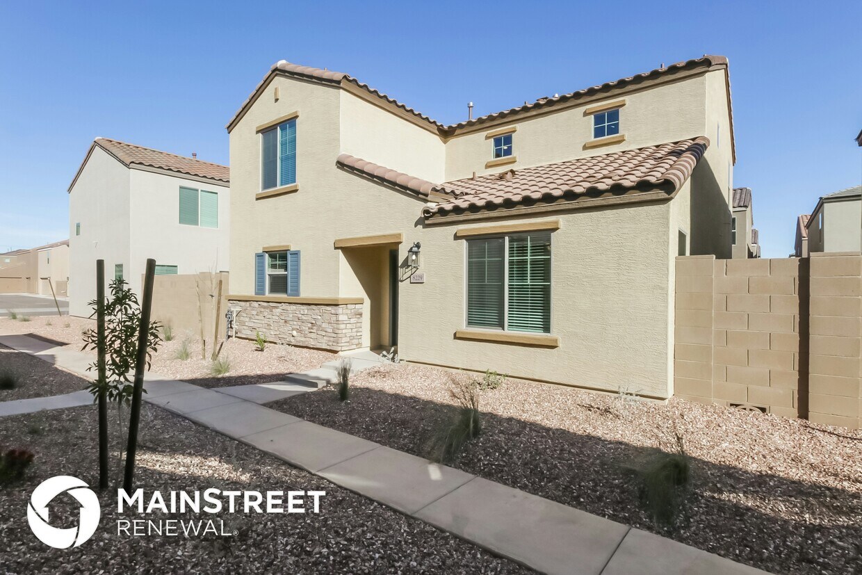 Primary Photo - 8229 W Albeniz Pl