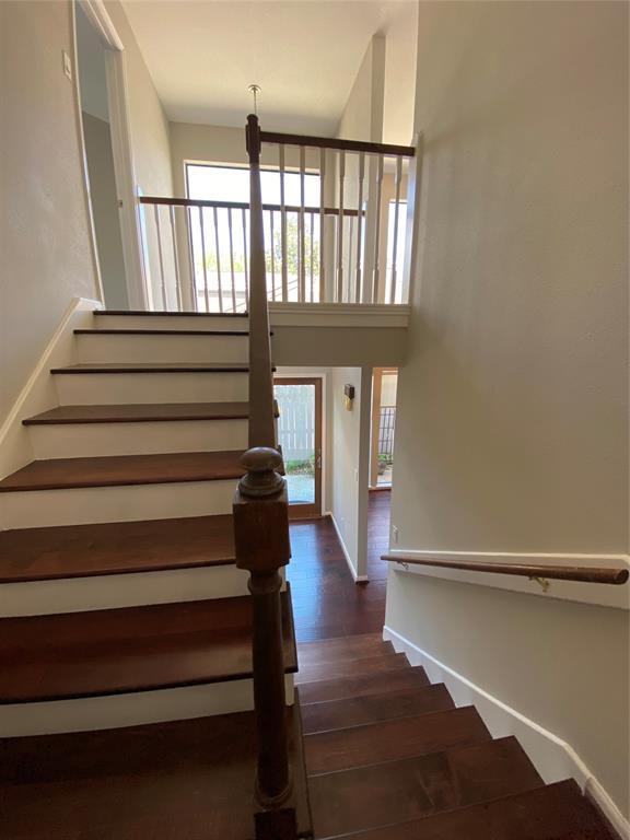 Primary Photo - 1475 Bering Dr