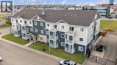 Building Photo - 10004-1097A 97A St