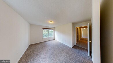 Building Photo - 2806 Clear Shot Dr