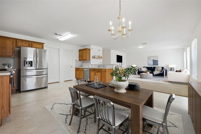 Foto del edificio - 15627 Haleys Landing Ln