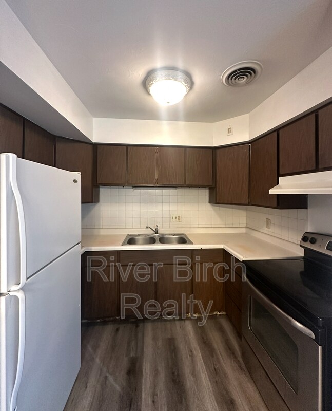 Foto del edificio - 525 W Cook St