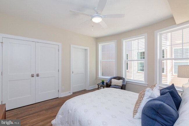 Foto del edificio - 152 W King St