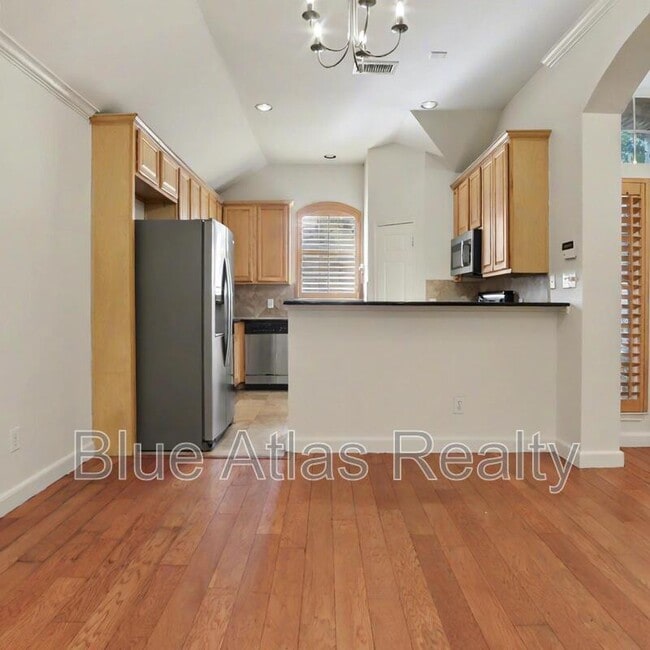 Building Photo - 4905 Canberra Ln