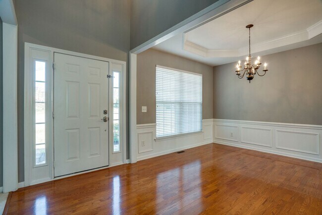 Building Photo - COMING SOON! 3- or 4-bed/3.5-bath in Brent...