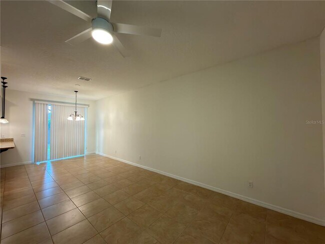 Foto del edificio - 1036 Laurel Ridge Ln