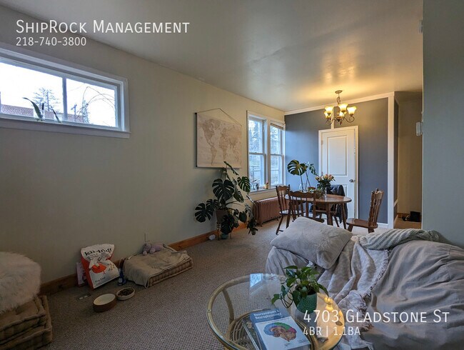 Foto del edificio - 4703 Gladstone St