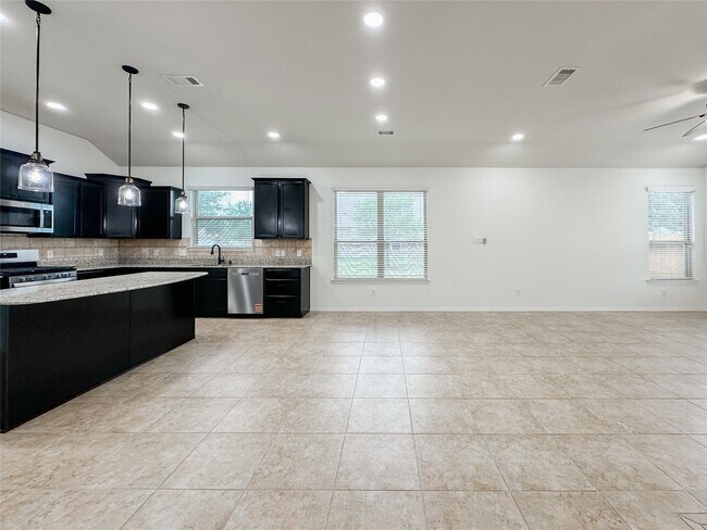 Foto del edificio - 25322 Alverstone Drive