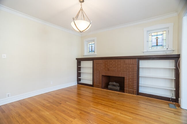 Foto del edificio - 3033 W Gunnison St