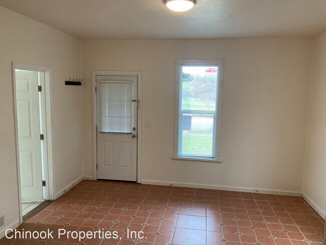 Foto del edificio - 2 br, 1 bath House - 55 Washington St