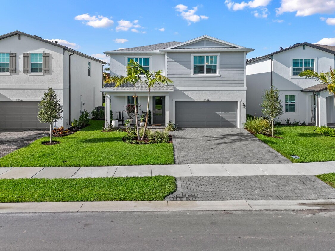 Foto principal - 7274 Lenora Ln