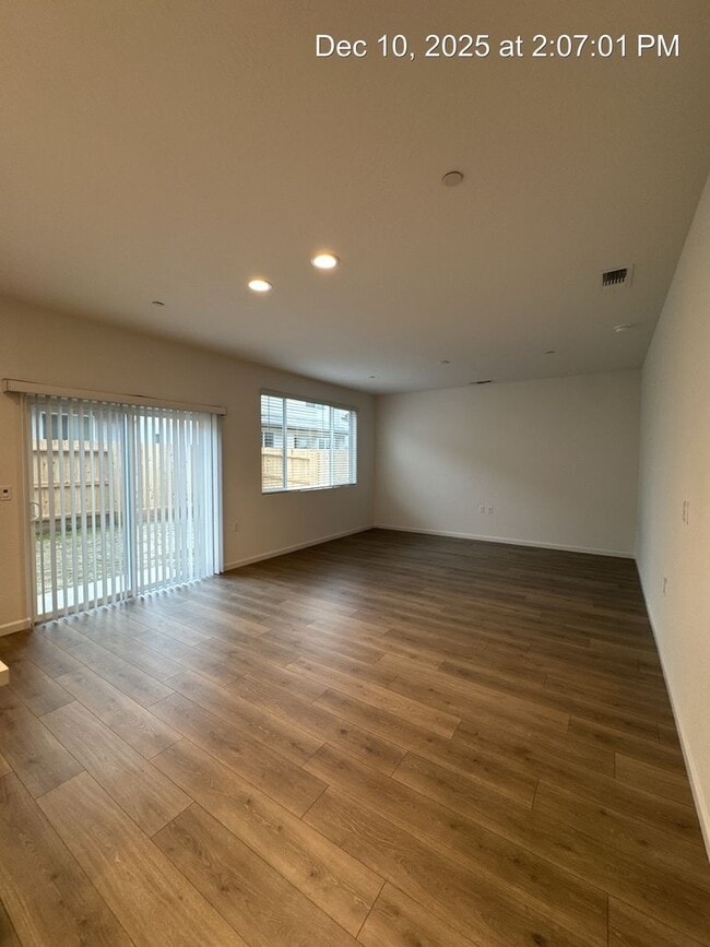 Foto del edificio - Newly built Home!