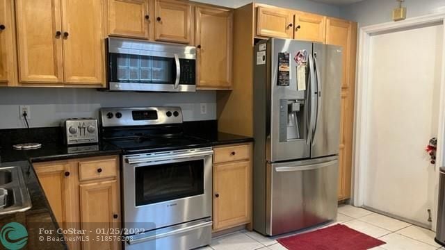 Primary Photo - 1611 Veracruz Ln