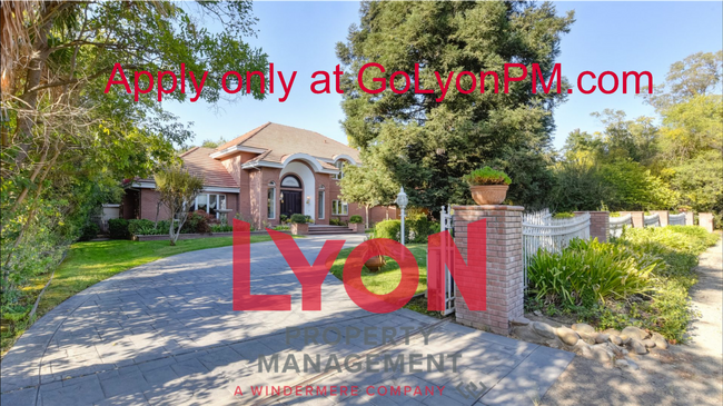 Foto del edificio - Fully Furnished Luxury 6 Bed/6 Bath Home i...
