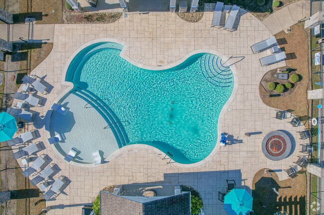 Vista a la piscina - The Pointe at Myrtle Beach