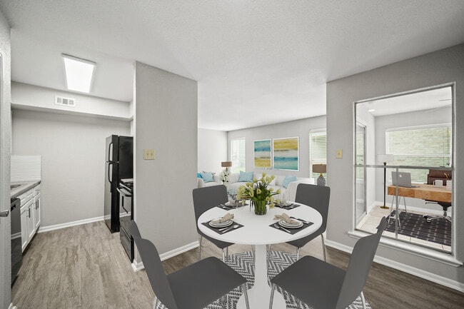 Foto del edificio - Reserve at 63 Sixty Three