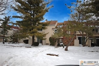 Building Photo - 1150 Schmidt Ln