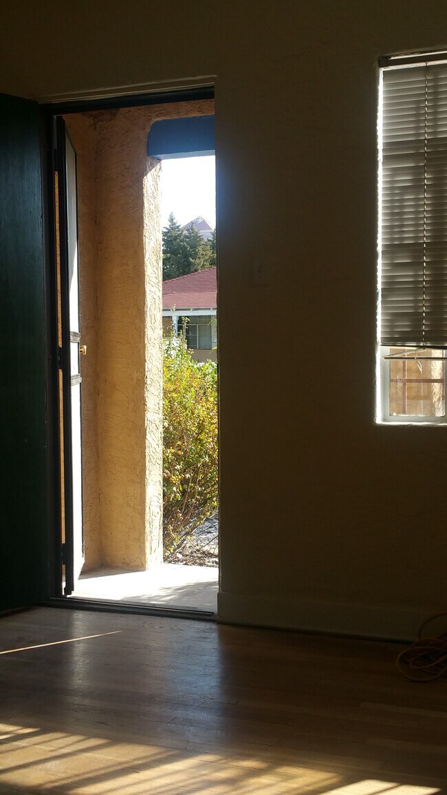 Foto del edificio - 403 11th St SW