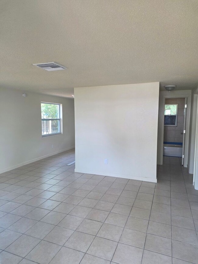 Photo - 2/1 DUPLEX House