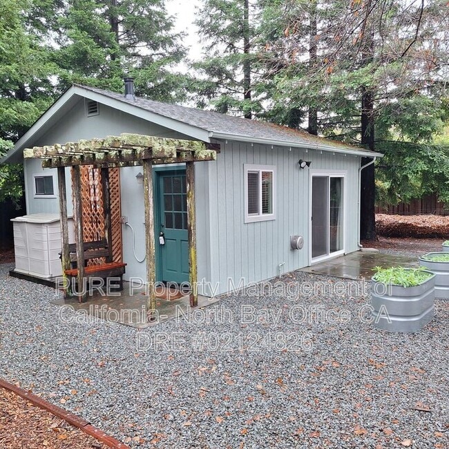 Foto del edificio - 760 Bodega Ave