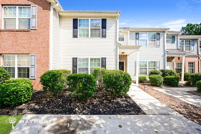 Building Photo - 2025 Marlin Dr