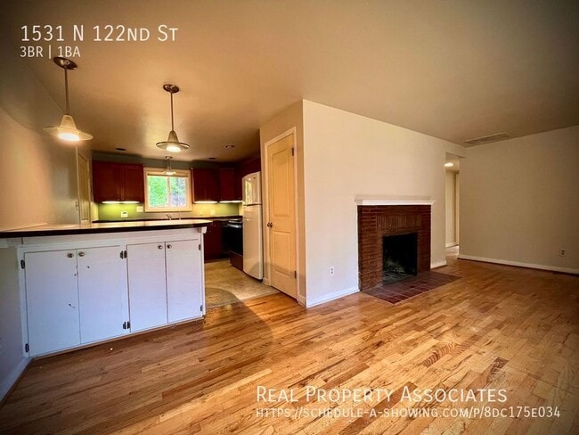 Photo - 1531 N 122nd St House