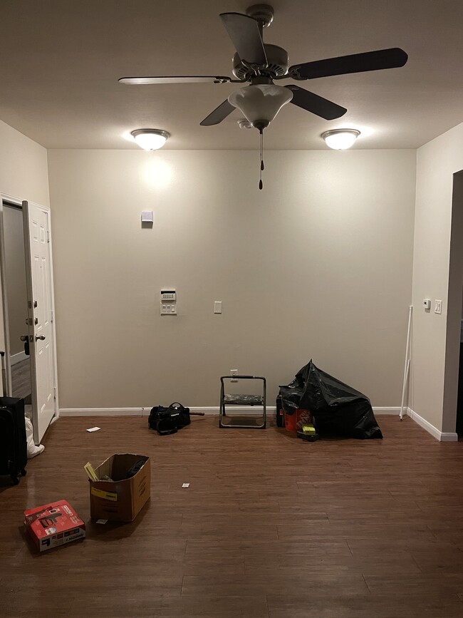 Living room3 - 1401 E 4th St