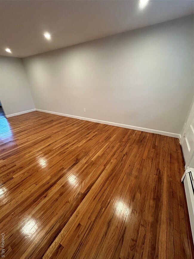 Foto del edificio - 155 6th Ave