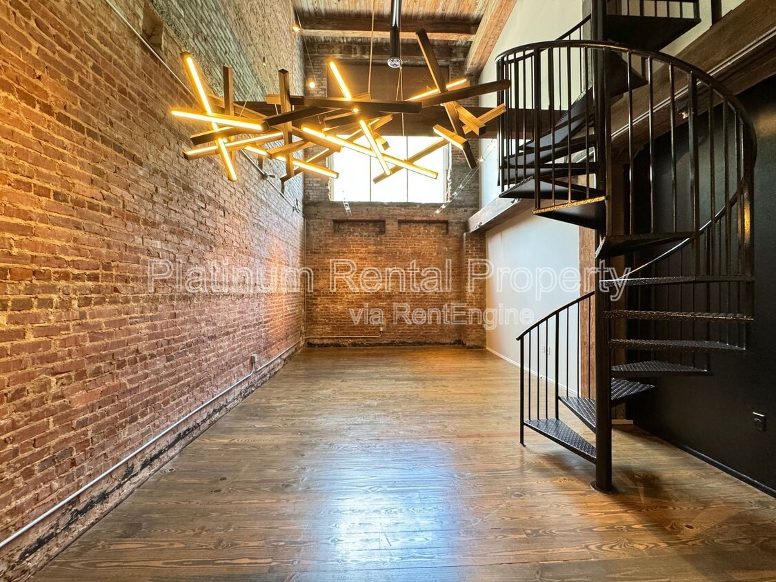 Primary Photo - 326 Nelson St SW