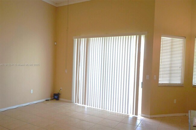 Foto del edificio - 2202 SE 17th Ave