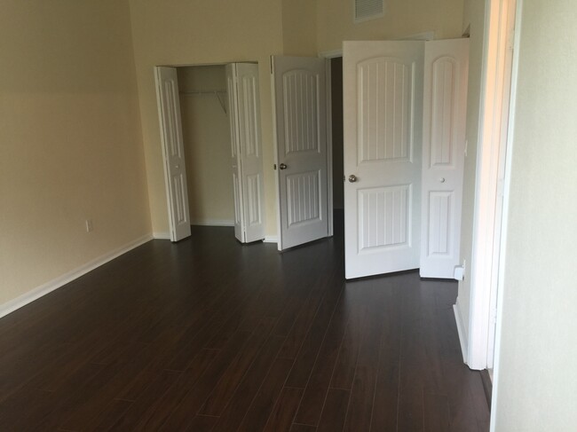 Building Photo - 3606 NW 29th Ct