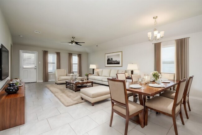 Foto del edificio - 7206 Highland Chase Dr