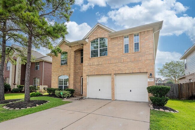 Foto del edificio - 2105 Drake Falls Dr